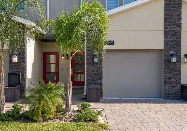 1069-splash-shot-pl-1804-davenport-fl-33896/hzid_bb0c973f