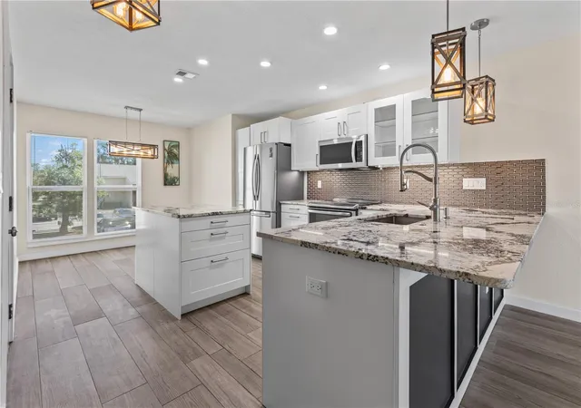 3405-clark-rd-205-sarasota-fl-34231/hzid_d8dcedda
