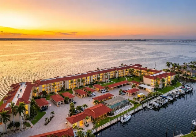 1-colony-point-dr-a10-punta-gorda-fl-33950/hzid_a47912d8