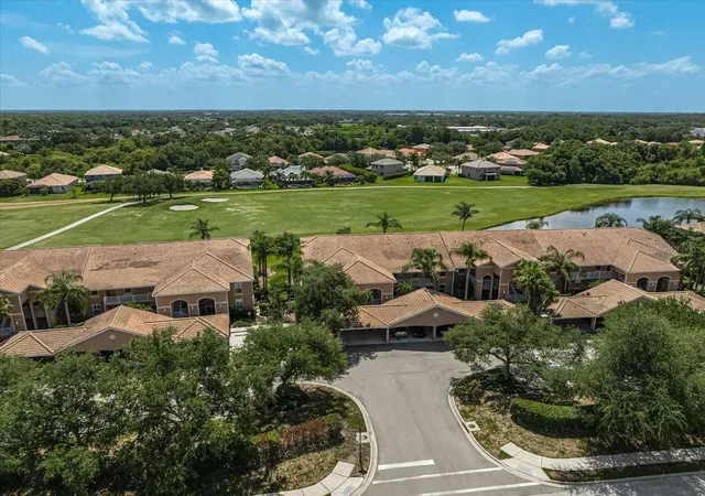 915-fairwaycove-ln-201-bradenton-fl-34212/hzid_81d58eec