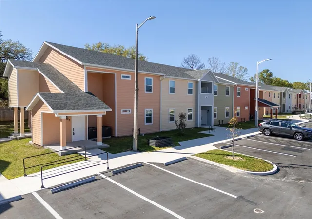 1581-nw-29th-rd-8-gainesville-fl-32605/hzid_f6a88395