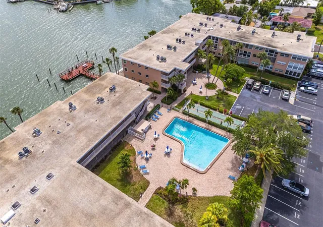 6363-gulf-winds-dr-437-st-pete-beach-fl-33706/hzid_2462508c