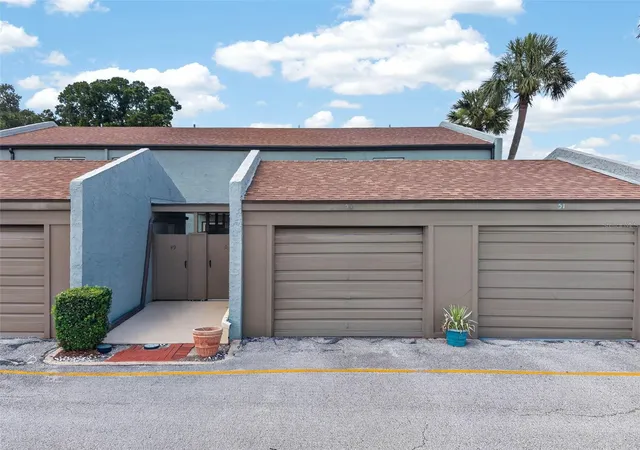 2500-21st-st-nw-50-winter-haven-fl-33881/hzid_3ea4c178