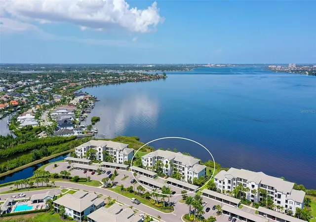910-tidewater-shrs-loop-103-bradenton-fl-34208/hzid_bbe84695