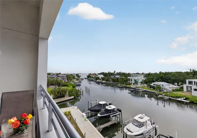 1709-n-tamiami-trl-505-sarasota-fl-34234/hzid_9deac1d2