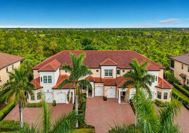 10051-crooked-crk-dr-102-venice-fl-34293/hzid_8961280a