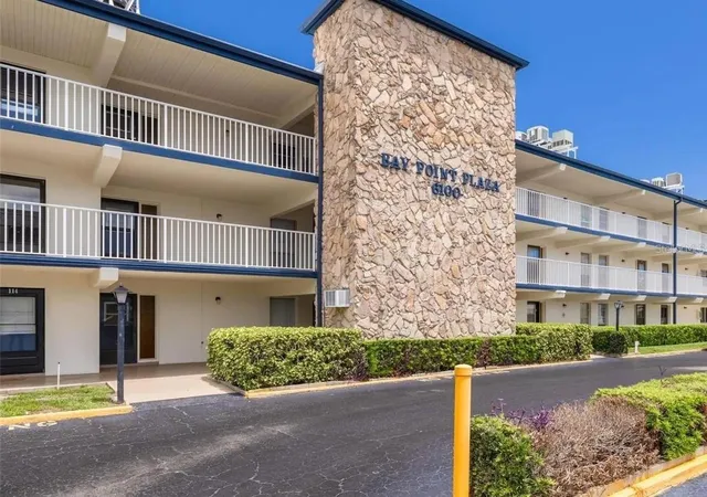 6100-12th-street-s-107-saint-petersburg-fl-33705/hzid_9f04ed32