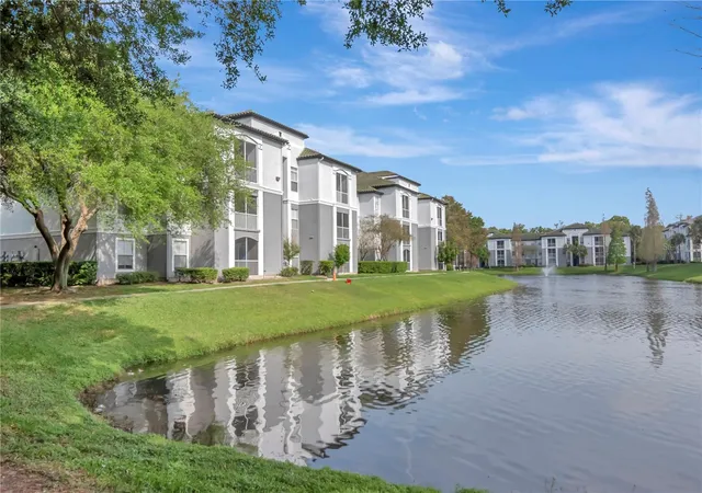 5713-legacy-crescent-pl-101-riverview-fl-33578/hzid_14ac1cb8