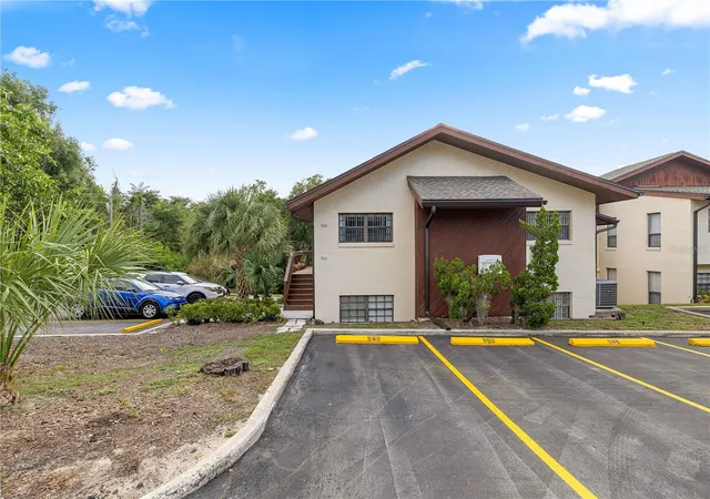 964-5th-street-964-clermont-fl-34711/hzid_600afcda