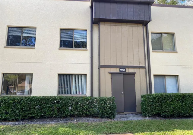 11720-raintree-lake-ln-b-tampa-fl-33617/hzid_17b540dd