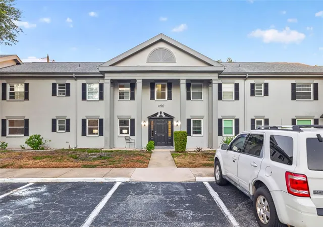 1190-rue-des-chateaux-1a-st-petersburg-fl-33707/hzid_2414a013