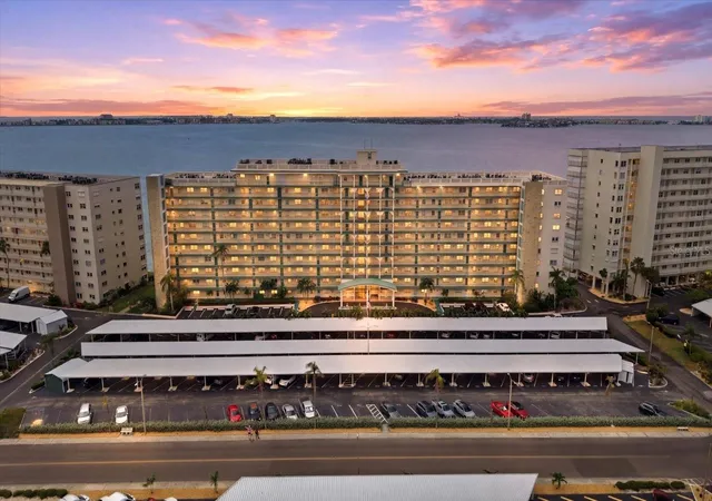 6020-shore-blvd-s-1002-gulfport-fl-33707/hzid_62ba5f9a