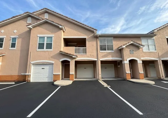 10412-villa-view-cir-10412-tampa-fl-33647/hzid_4b4ec0e1