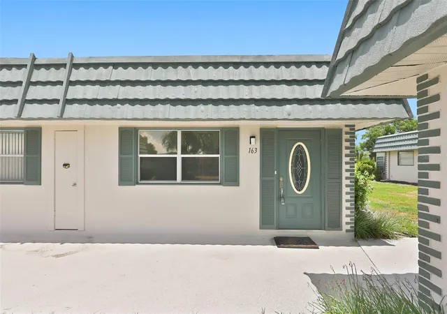 1811-bedford-ln-163-sun-city-center-fl-33573/hzid_30ccb99f