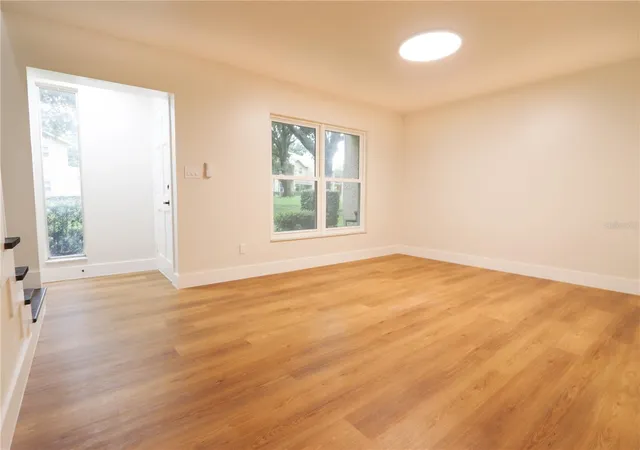 812-park-lake-cir-7-maitland-fl-32751/hzid_02e80f13