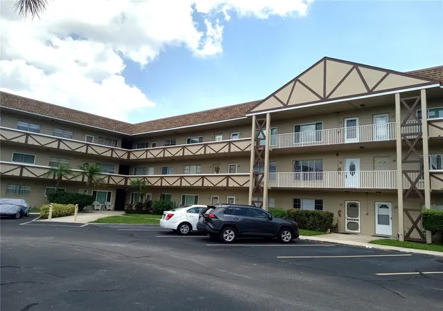 2464-australia-way-e-14-clearwater-fl-33763/hzid_4255784a