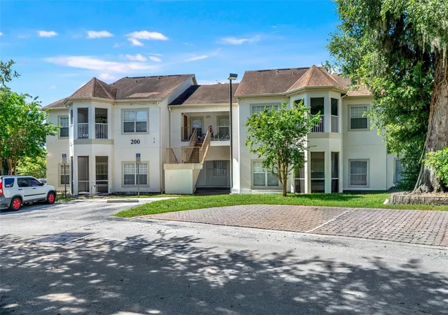 970-n-spring-garden-ave-212-deland-fl-32720/hzid_92354efe