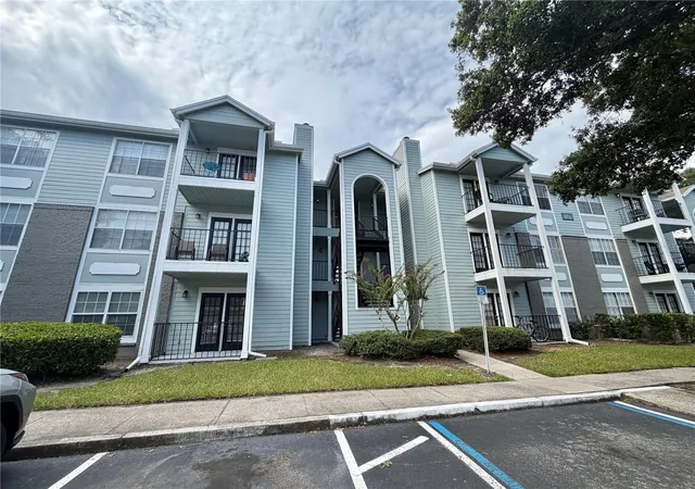 2550-n-alafaya-trl-2209-orlando-fl-32826/hzid_819927ae