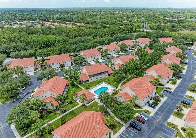 7126-cedar-holw-cir-bradenton-fl-34203/hzid_d6debf7c