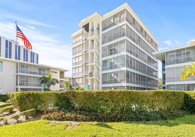 1012-n-shore-dr-ne-14-saint-petersburg-fl-33701/hzid_72b19caa