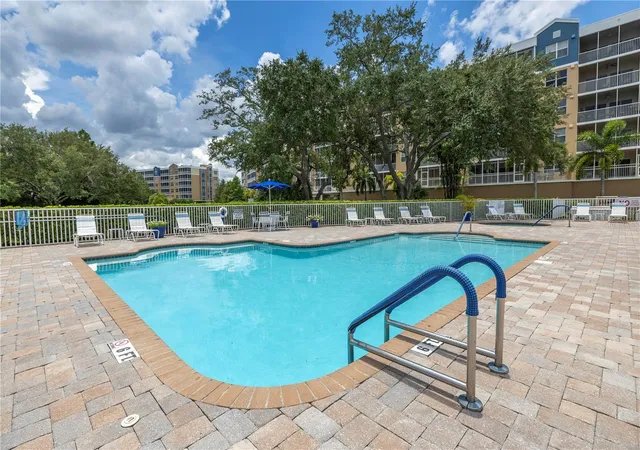 960-starkey-rd-2202-largo-fl-33771/hzid_170dbd60