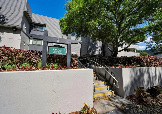 36750-us-hwy-19-26-102-palm-harbor-fl-34683/hzid_f7450428