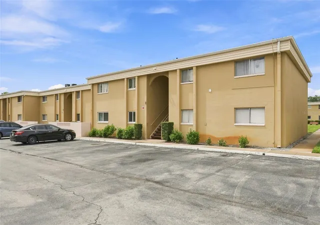 1000-lake-of-the-woods-blvd-105e-fern-park-fl-32730/hzid_e62f2653
