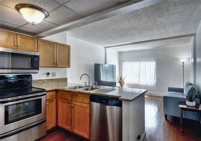 151-e-washington-st-525-orlando-fl-32801/hzid_896d0d08