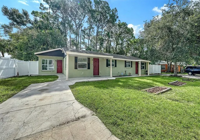 5617-6th-street-ct-e-a-b-bradenton-fl-34203/hzid_b08d456f