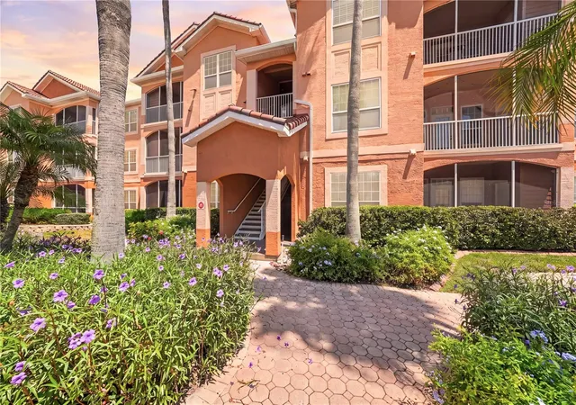 5000-culbreath-key-way-4203-tampa-fl-33611/hzid_538096d5