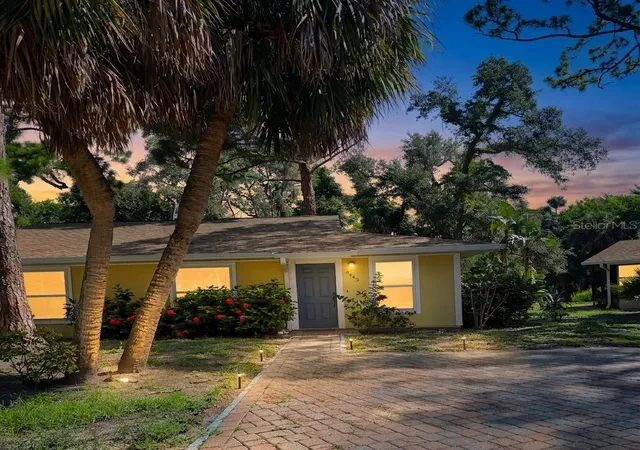 4643-summerwind-dr-22-sarasota-fl-34234/hzid_15575447