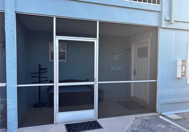 170-roosevelt-dr-17-sarasota-fl-34236/hzid_61e6480a