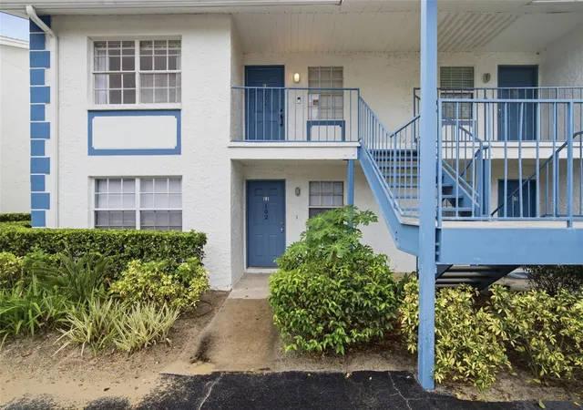 5005-bordeaux-village-pl-202-tampa-fl-33617/hzid_8f8f7aba