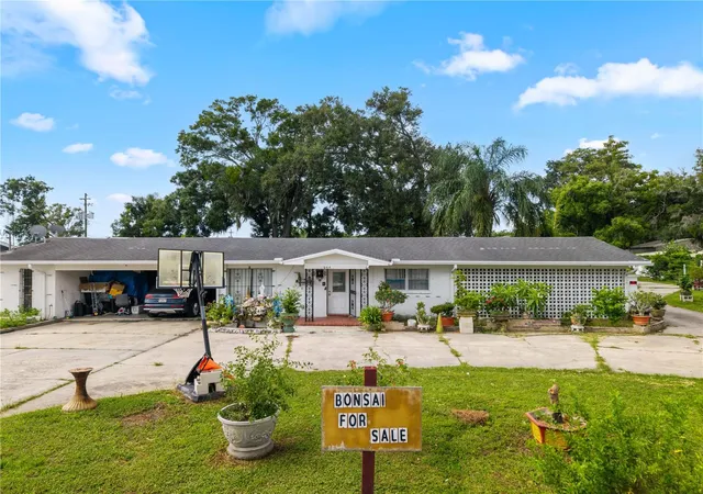 8414-n-grady-ave-tampa-fl-33614/hzid_e5f576a5