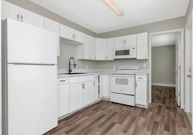 1209-62nd-avenue-e-bradenton-fl-34203/hzid_7d5f868b