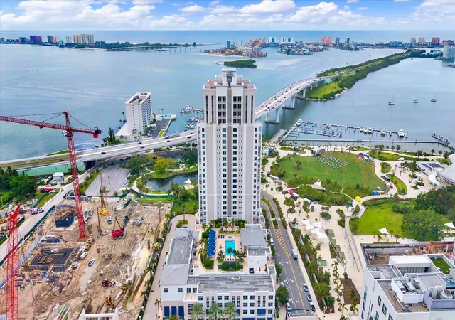 331-cleveland-st-212-clearwater-fl-33755/hzid_a38368e7