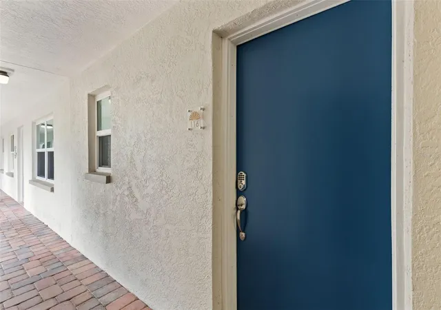 17035-gulf-blvd-116-north-redington-beach-fl-33708/hzid_4376b001