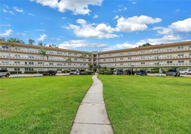 5725-80th-st-n-106-st-petersburg-fl-33709/hzid_12bc8818