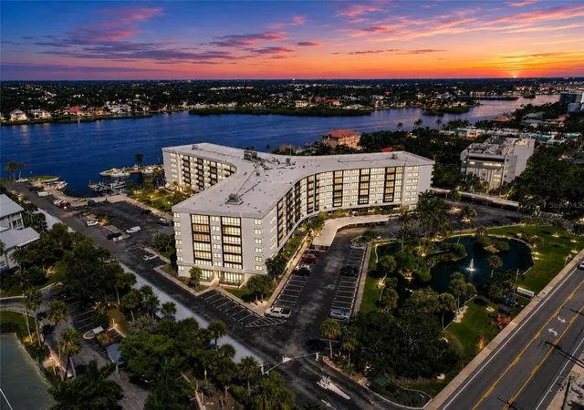 5855-midnight-pass-rd-222-sarasota-fl-34242/hzid_89106008