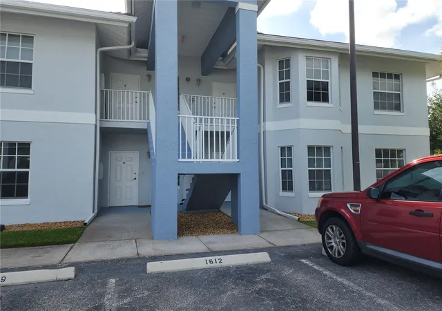 8416-bernwood-cove-loop-1612-fort-myers-fl-33966/hzid_276f02dc