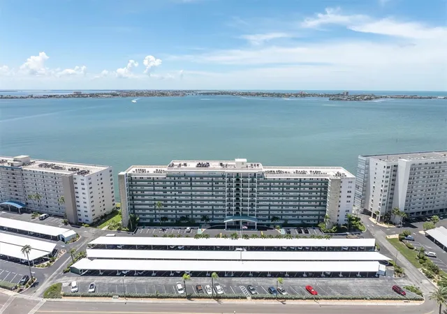 6020-shore-blvd-s-412-gulfport-fl-33707/hzid_66c5f7ac