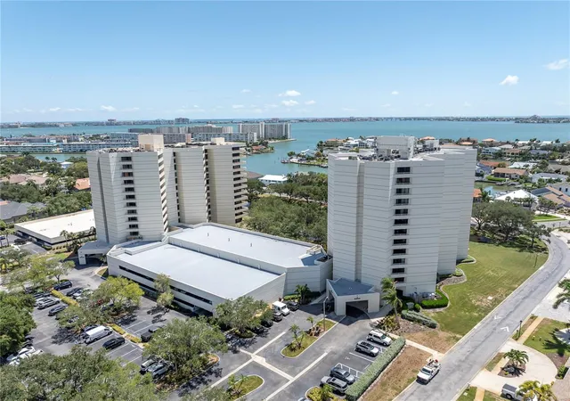 5950-pelican-bay-plz-s-601-gulfport-fl-33707/hzid_7128e471
