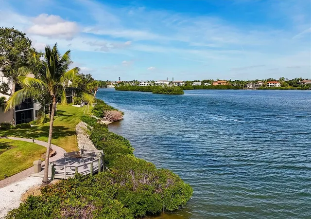 1900-cove-ii-pl-127-sarasota-fl-34242/hzid_da8dad1a