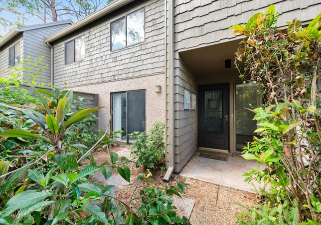 1704-pelican-cove-rd-t138-sarasota-fl-34231/hzid_1bd86ce8