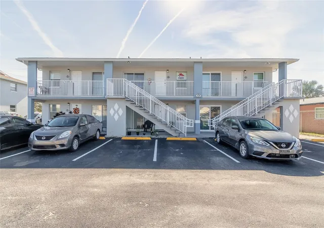 428-auburn-dr-202-daytona-beach-fl-32118/hzid_b039b954