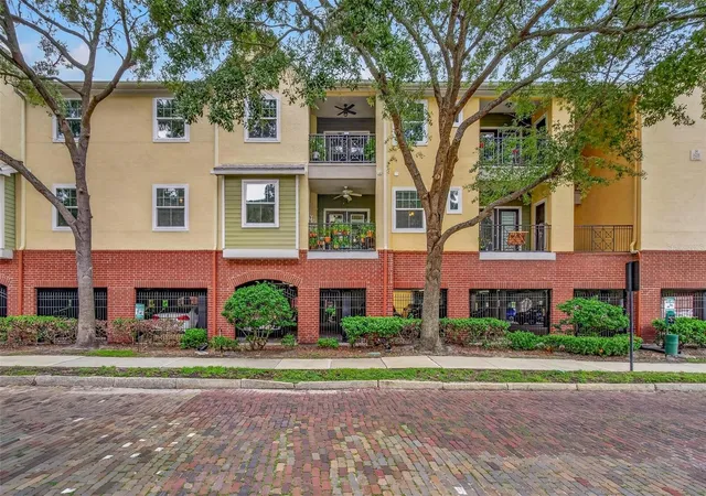 2010-e-palm-ave-14318-tampa-fl-33605/hzid_826d2761