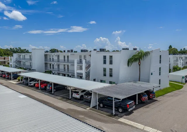 1655-s-highland-ave-i379-clearwater-fl-33756/hzid_df07ba95