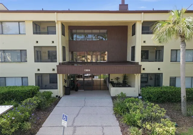 13604-s-village-dr-2210-tampa-fl-33618/hzid_79df23ac