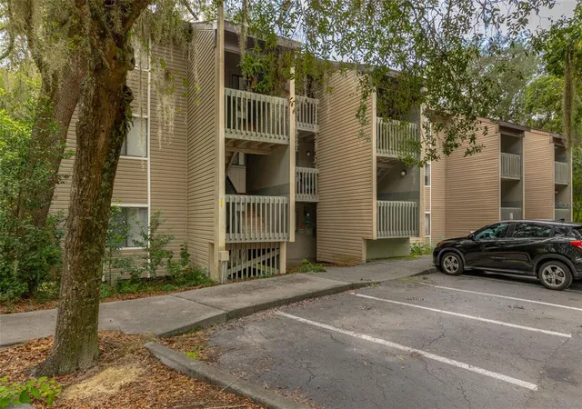 83-se-16th-ave-e202-gainesville-fl-32601/hzid_eed64332