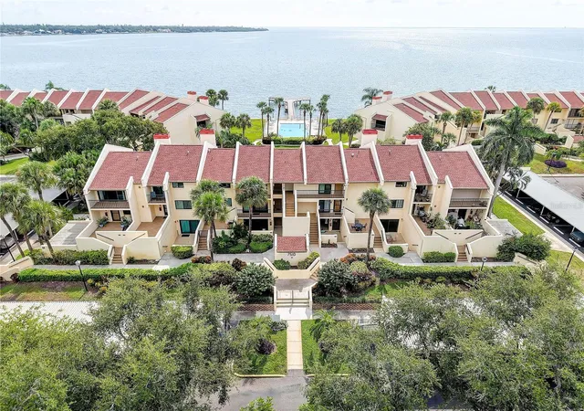 7510-sunshine-skyway-ln-s-t13-st-petersburg-fl-33711/hzid_49b0b945